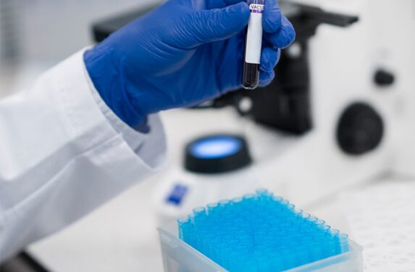 Shanghai Dengsheng Instrument versterkt de integratie van de industrie, de academische wereld en het onderzoek en heeft samen met veel topinstellingen een nieuwe R&D-basis opgebouwd.