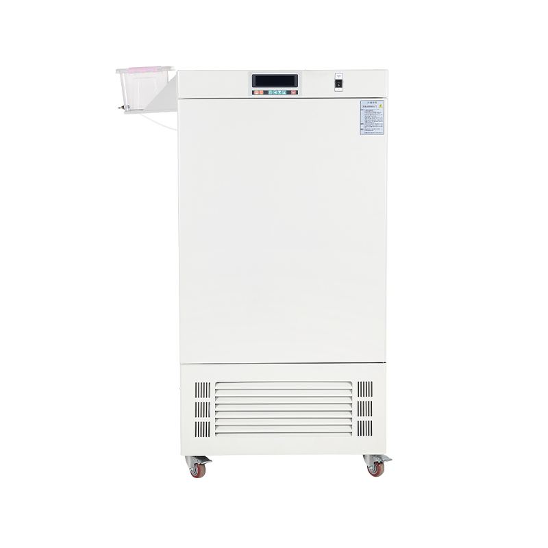 Uniek luchtstroomontwerp Antibacteriële eigenschappen Kunstmatige klimaatincubator