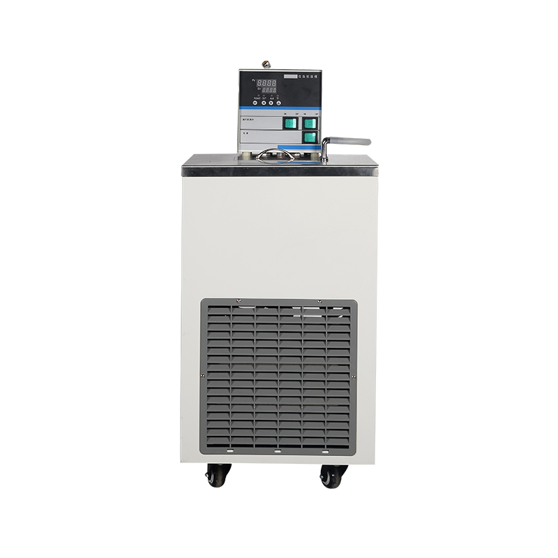 Circulerend bad met lage temperatuur en constante temperatuur